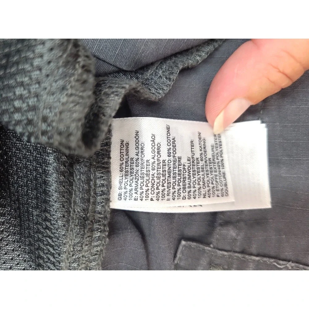 The North Face Cargo Shorts Mens Size 40 Charcoal Gray Utility Hiking Outdoor